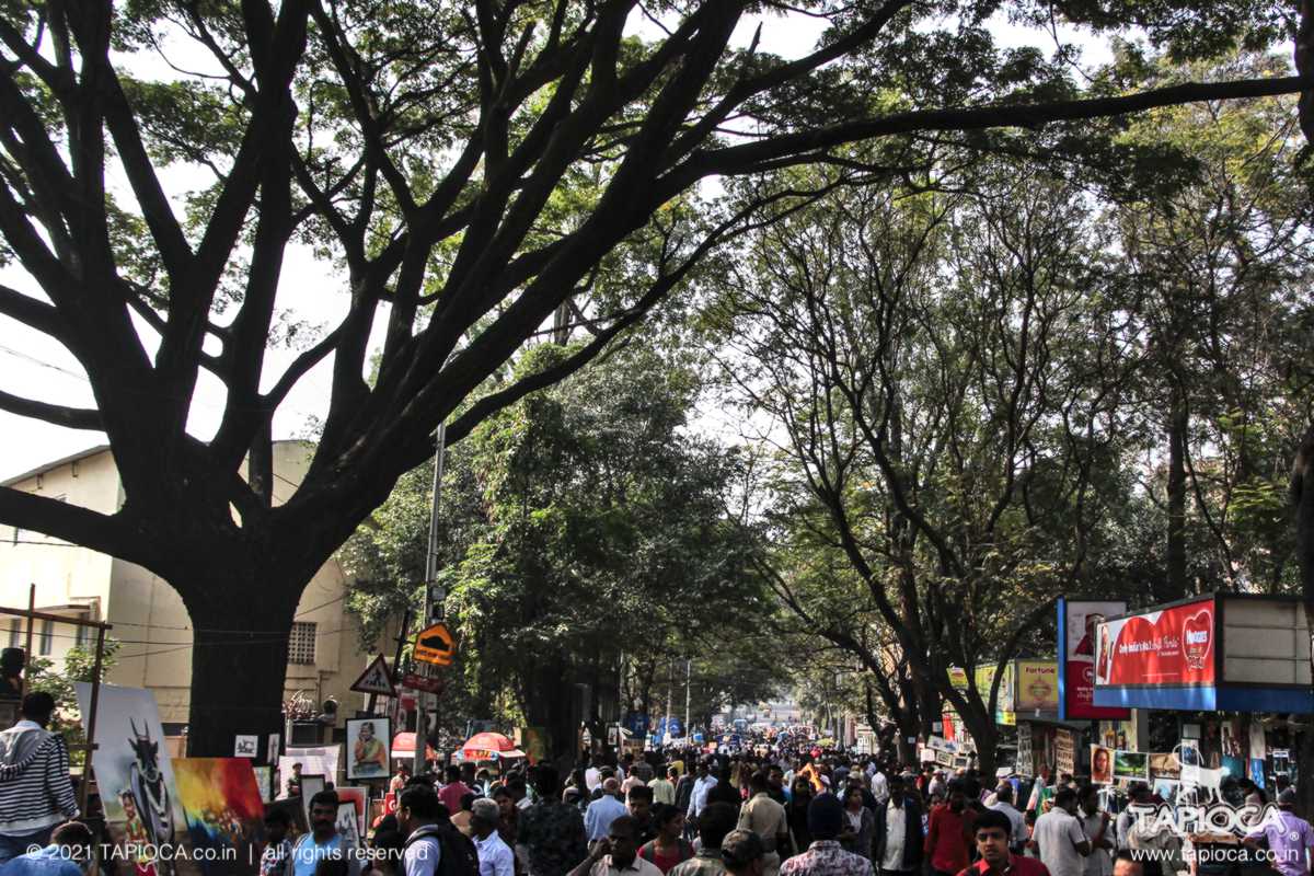 Chitra Santhe at Kumara Krupa Road in Bangalore